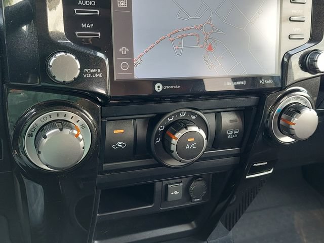 Certified 2021 Toyota 4Runner Venture w/ Moonroof Package AWD/4WD image 40