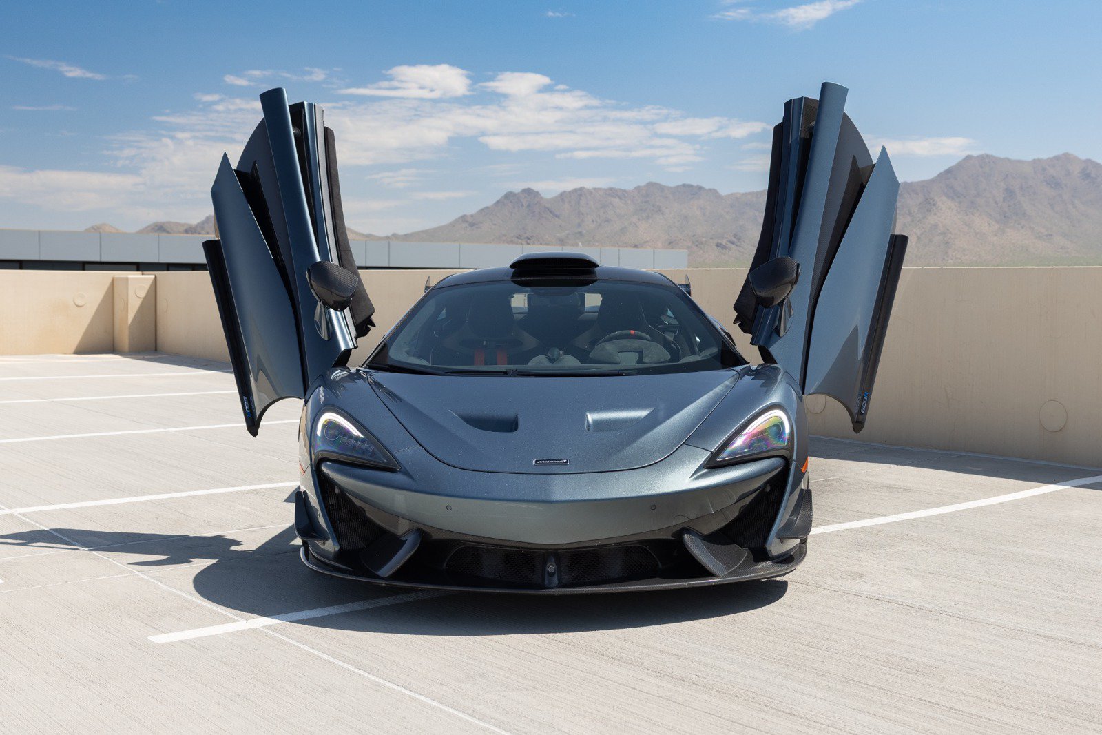 Used 2020 McLaren 620R RWD image 31