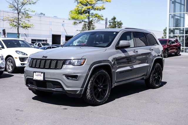 Used 2019 Jeep Grand Cherokee Altitude AWD/4WD image 6