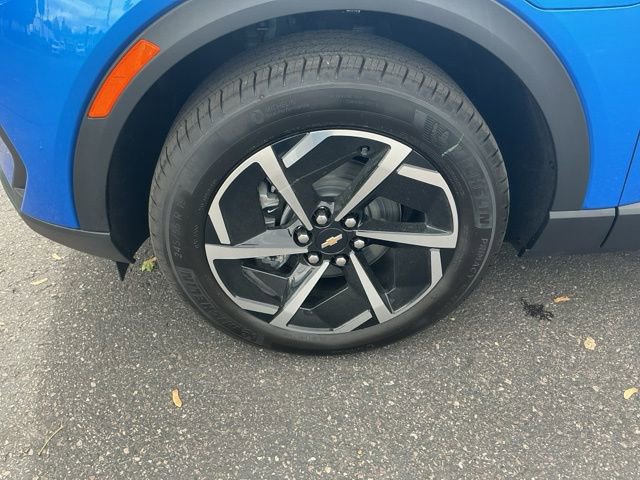 New 2026 Chevrolet Equinox EV LT w/ Comfort Package image 9