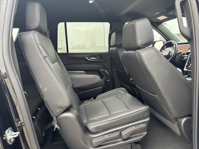 Used 2025 GMC Yukon XL Denali image 13