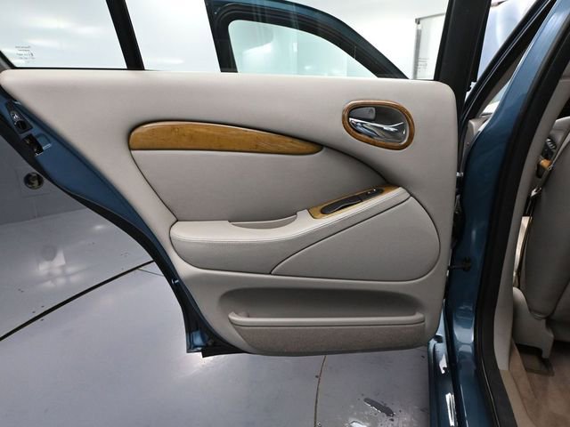 Used 2000 Jaguar S-TYPE 4.0 image 32