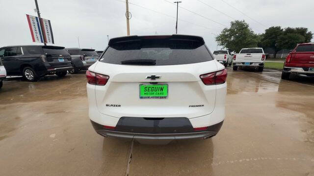 Used 2022 Chevrolet Blazer Premier w/ Enhanced Convenience Package FWD image 7