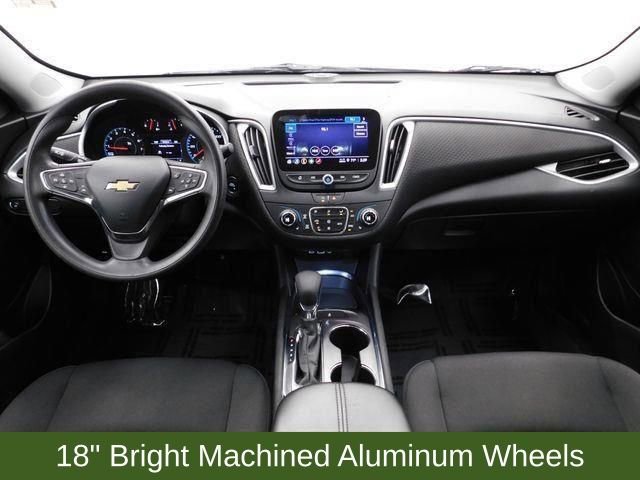 Used 2023 Chevrolet Malibu LT image 31