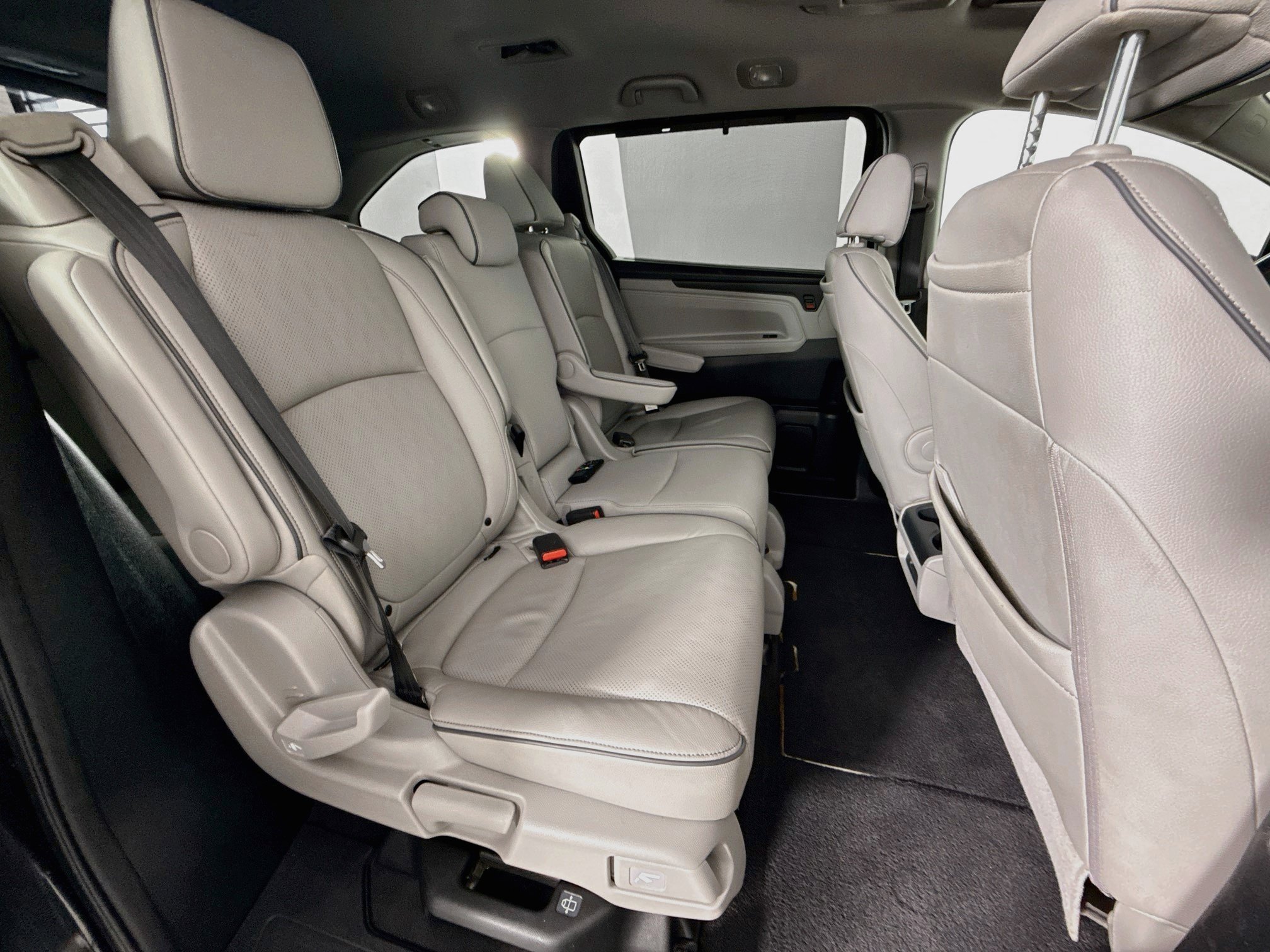 Used 2021 Honda Odyssey Elite image 27