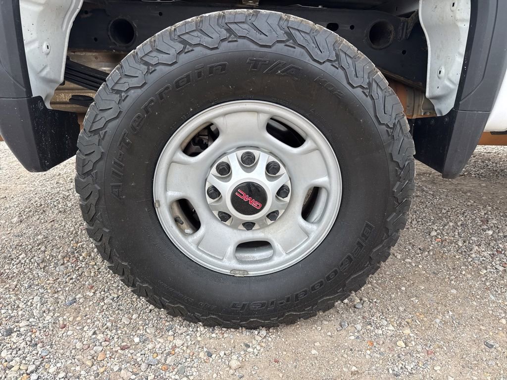 Used 2024 GMC Sierra 2500 Pro w/ Convenience Package image 13