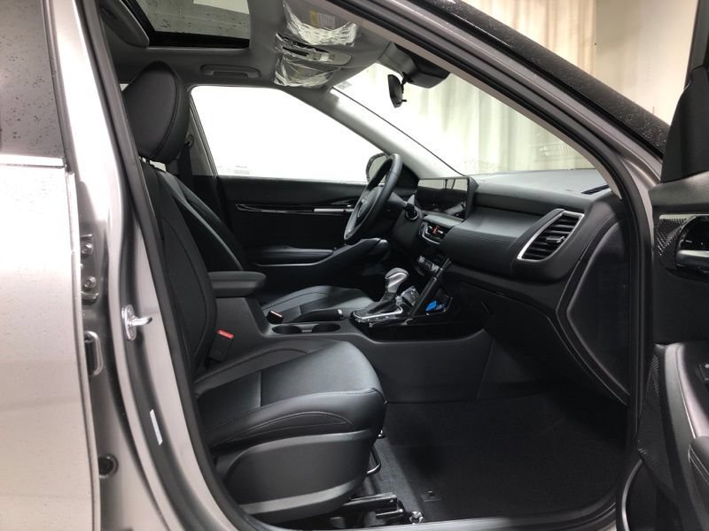 New 2026 Kia Seltos EX w/ EX Sunroof Package FWD image 13