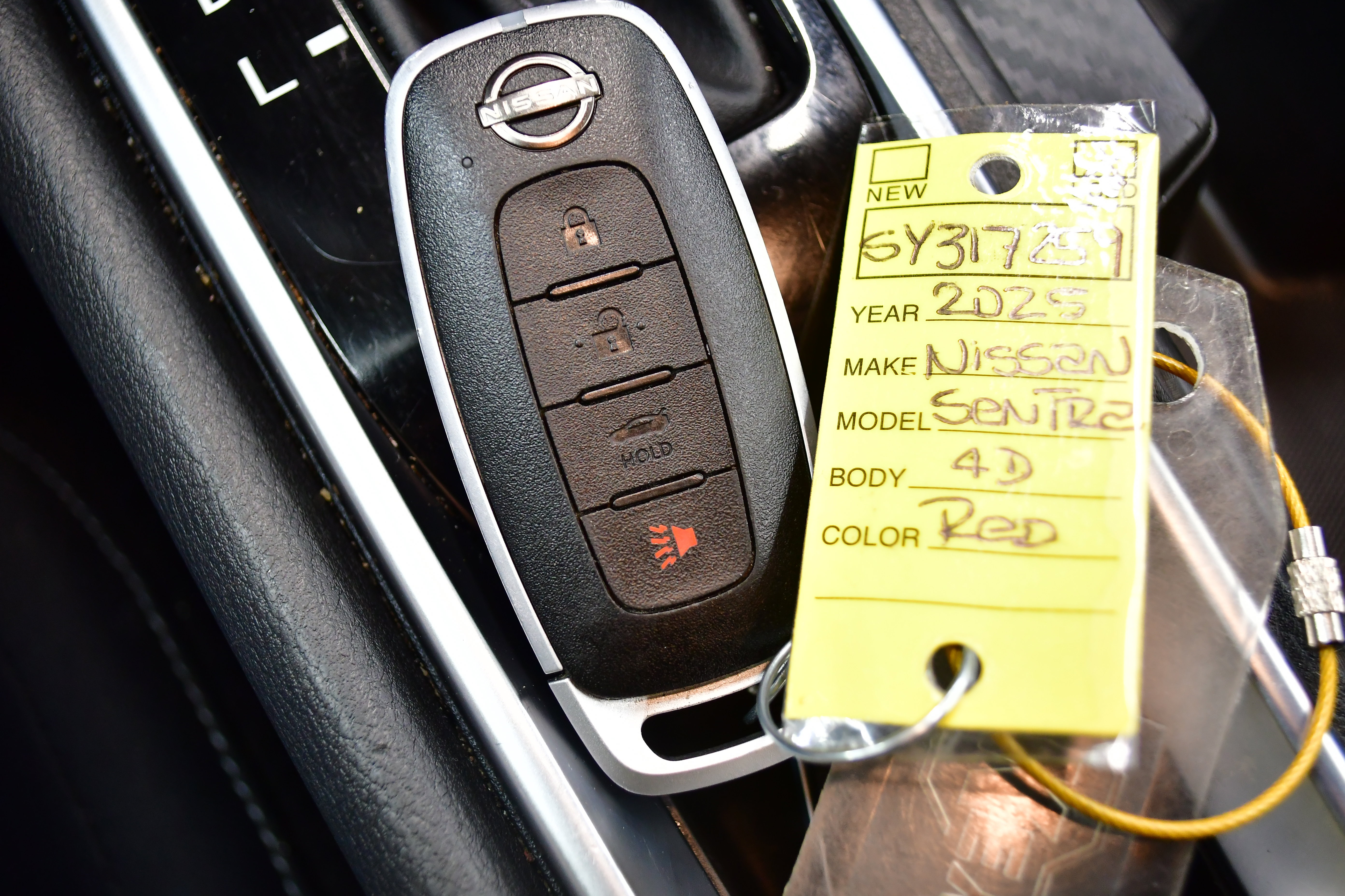 Used 2025 Nissan Sentra SV FWD image 31