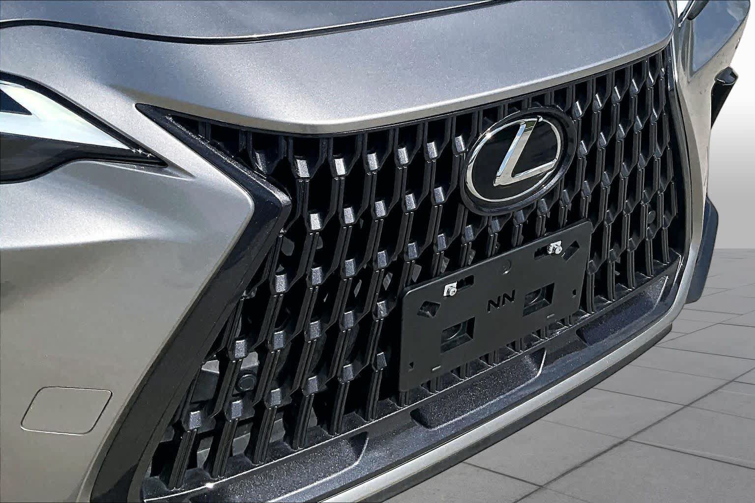 Used 2022 Lexus NX 350h AWD image 29