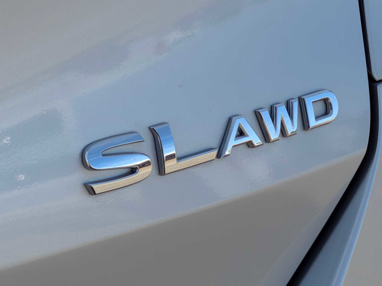 Used 2015 Nissan Rogue SL w/ SL Premium Package image 13