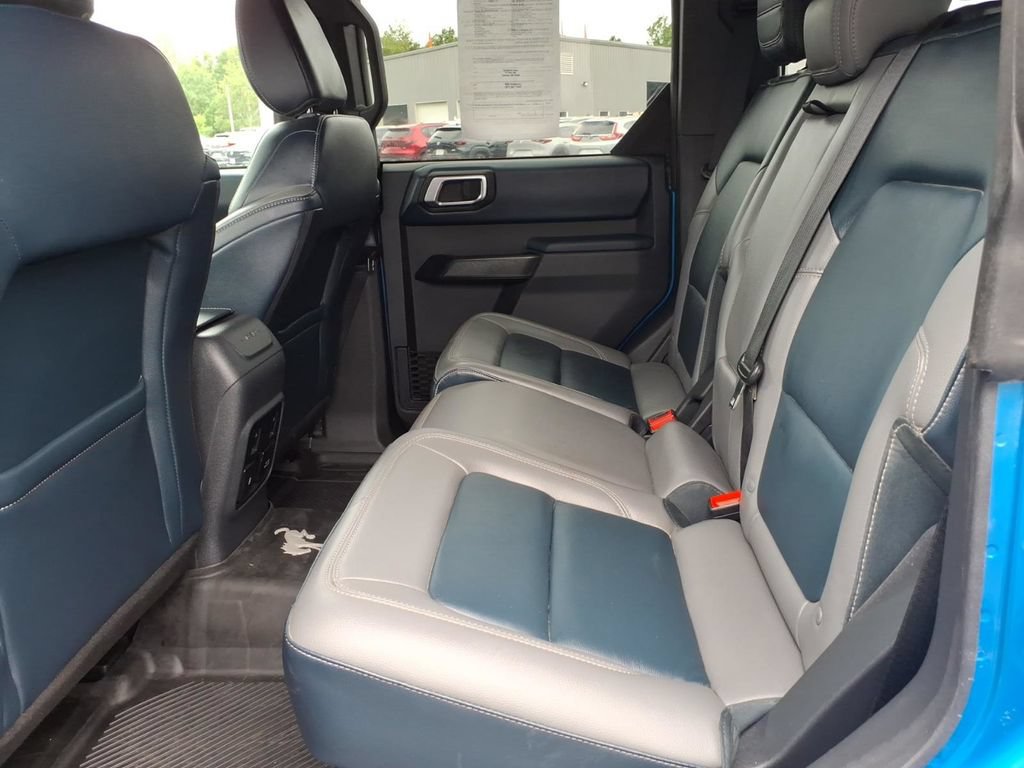 Used 2024 Ford Bronco Outer Banks AWD/4WD image 14