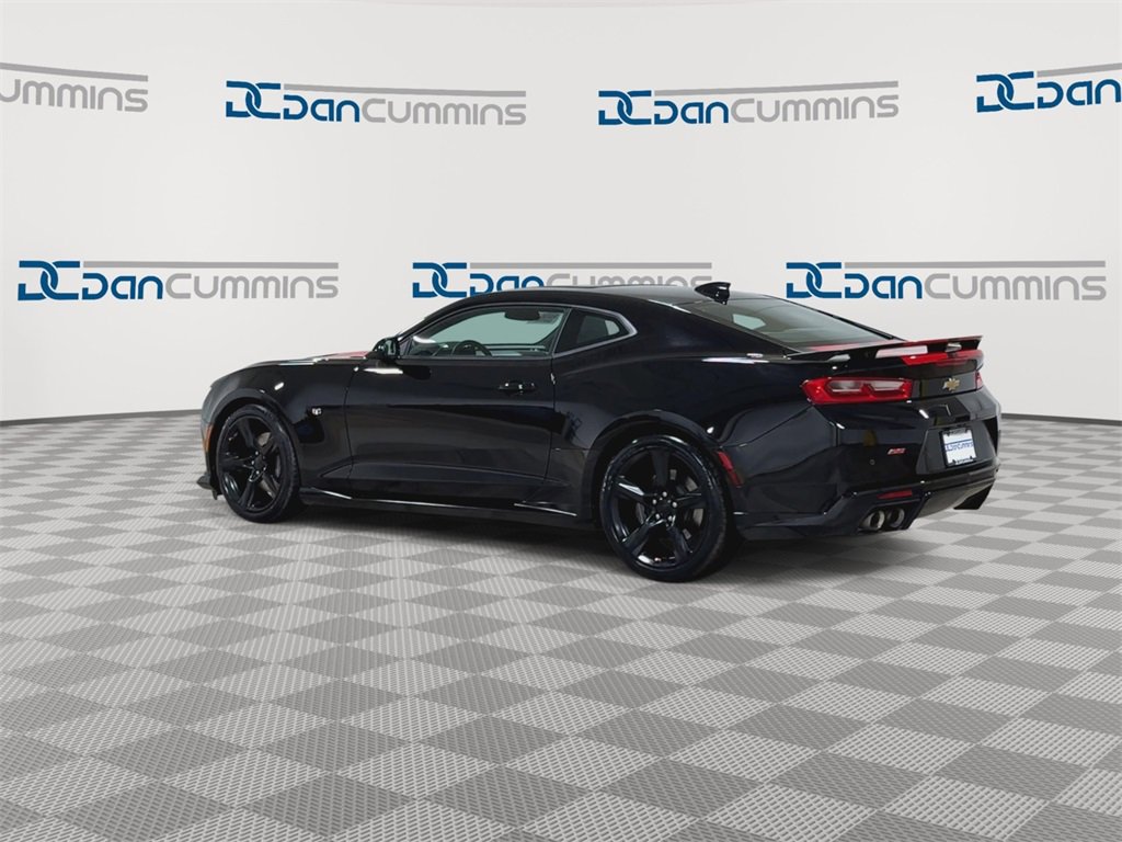 Used 2018 Chevrolet Camaro SS w/ LPO, Ground Effects Package image 7