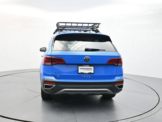 Used 2023 Volkswagen Taos SE w/ Black Wheel Package FWD image 6