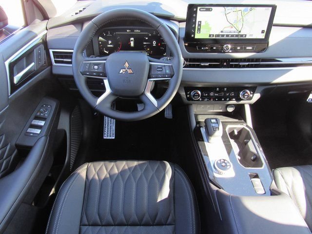 New 2026 Mitsubishi Outlander SEL FWD image 10