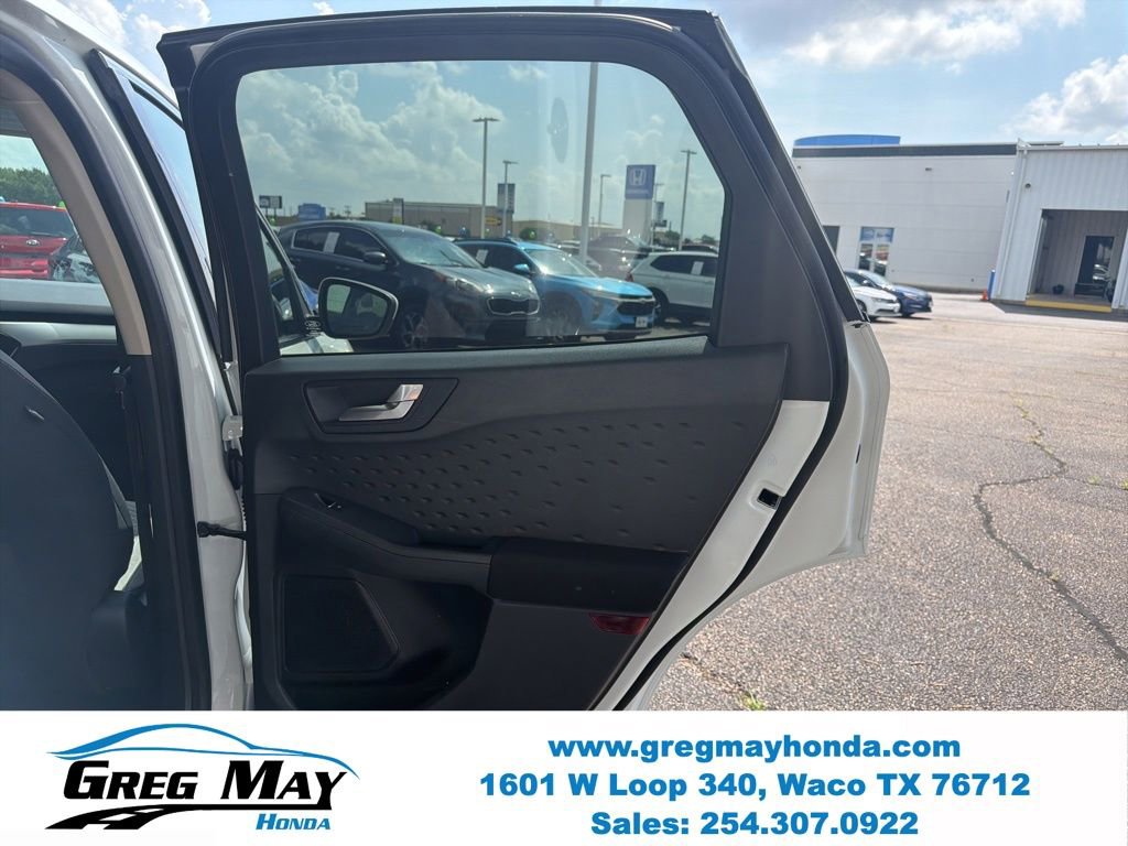 Used 2020 Ford Escape SE FWD image 28