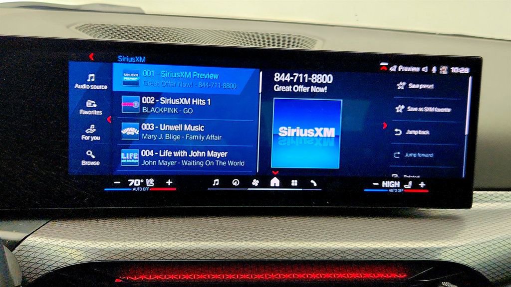 Used 2025 BMW M2 w/ Lighting Package image 18