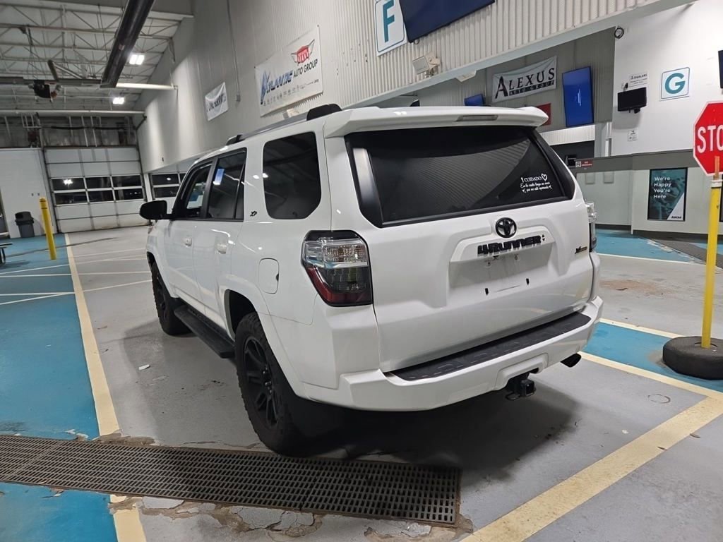 Used 2023 Toyota 4Runner SR5 Premium w/ Moonroof Package image 5