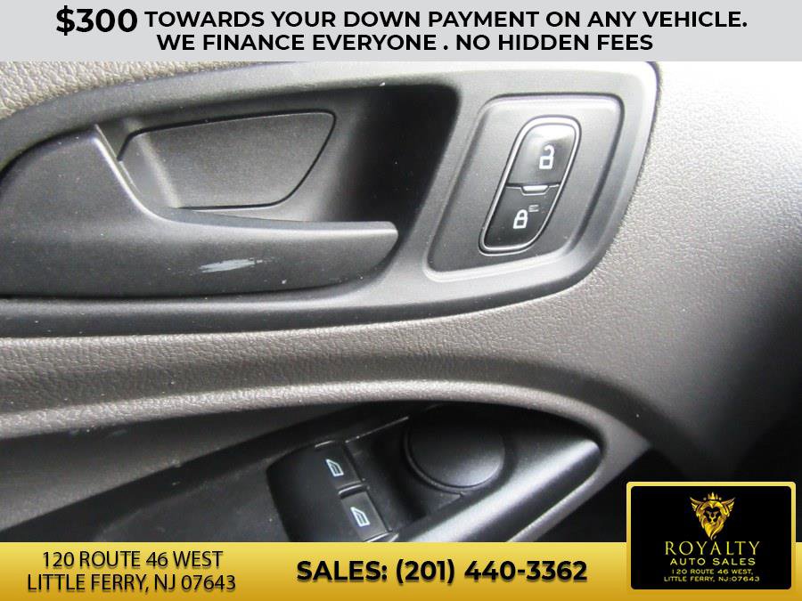 Used 2019 Ford Transit Connect XL image 39