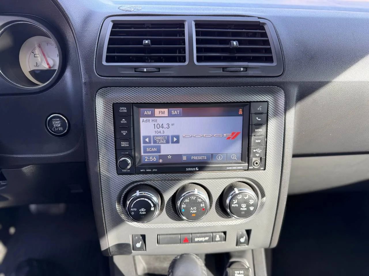 Used 2012 Dodge Challenger R/T Plus image 33