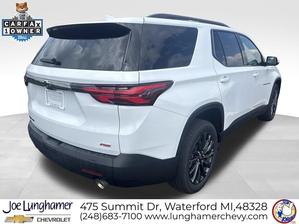 Used 2023 Chevrolet Traverse RS w/ LPO, Floor Liner Package AWD/4WD image 3