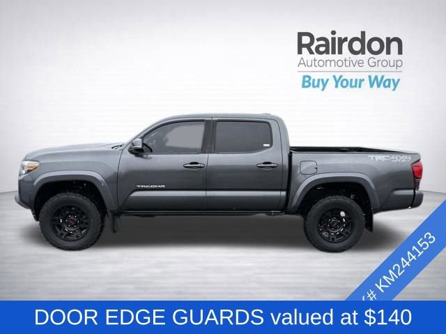 Used 2019 Toyota Tacoma TRD Sport w/ Technology Package image 4