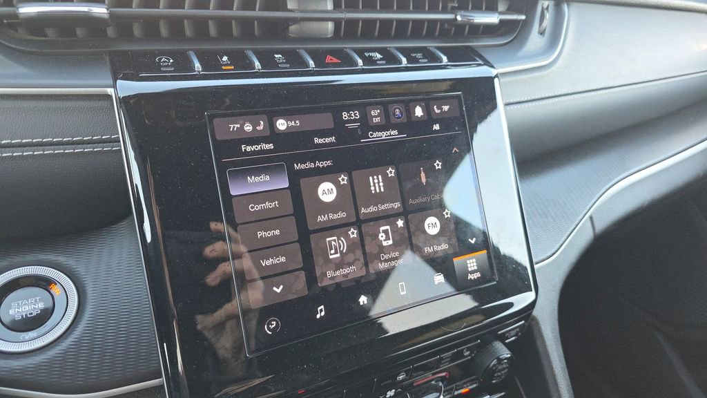 Used 2024 Jeep Grand Cherokee Altitude AWD/4WD image 18