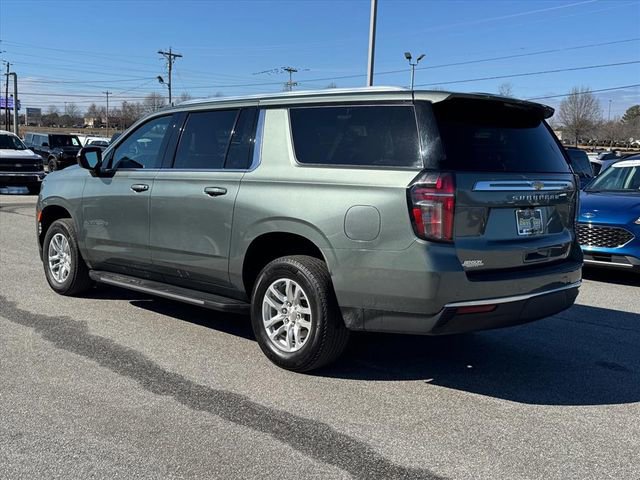 Used 2024 Chevrolet Suburban LT image 5