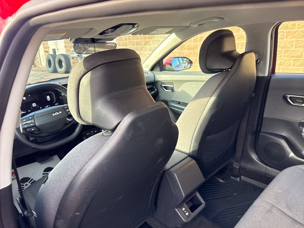 Used 2025 Kia K4 EX FWD image 23