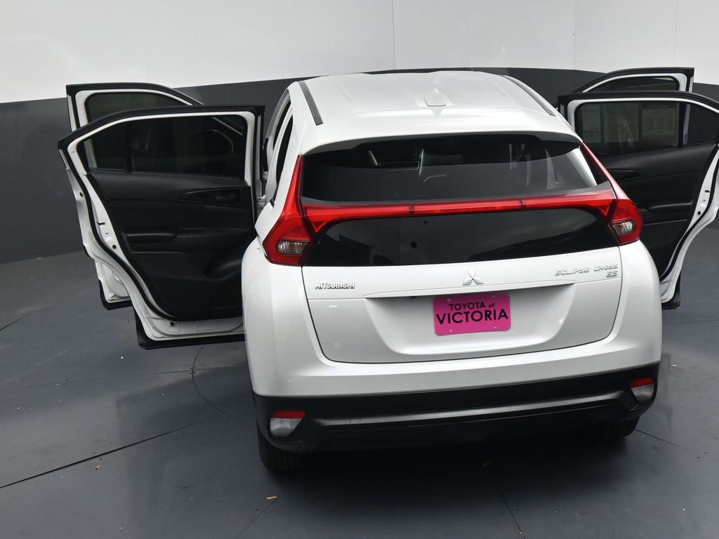 Used 2018 Mitsubishi Eclipse Cross ES image 19