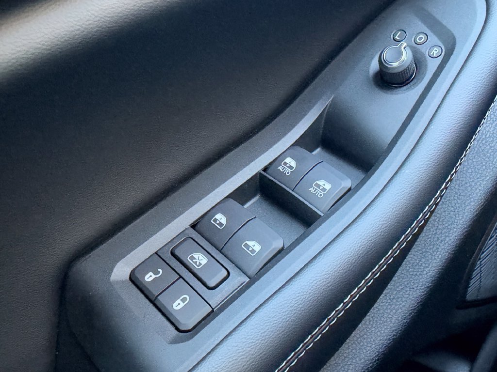 New 2027 Jeep Grand Cherokee Limited AWD/4WD image 27