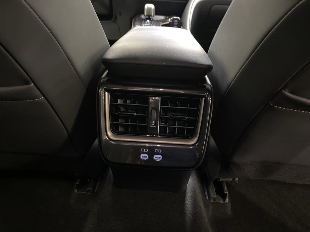 Used 2024 Toyota Crown image 29