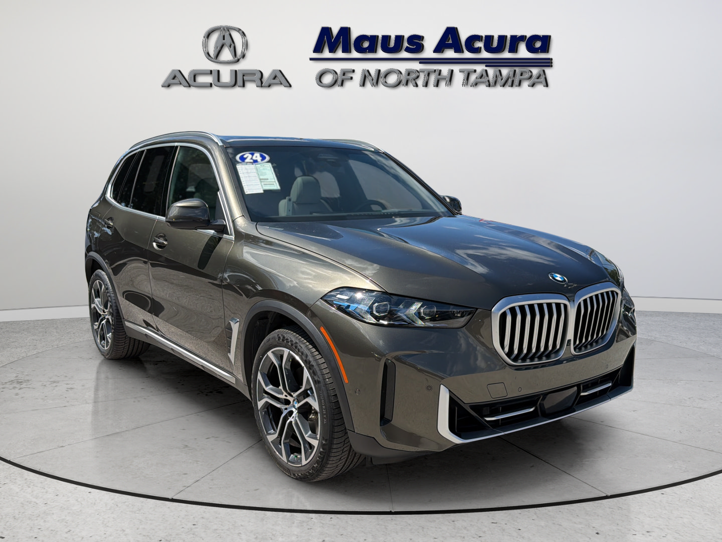 Used 2024 BMW X5 sDrive40i w/ Premium Package RWD image 3