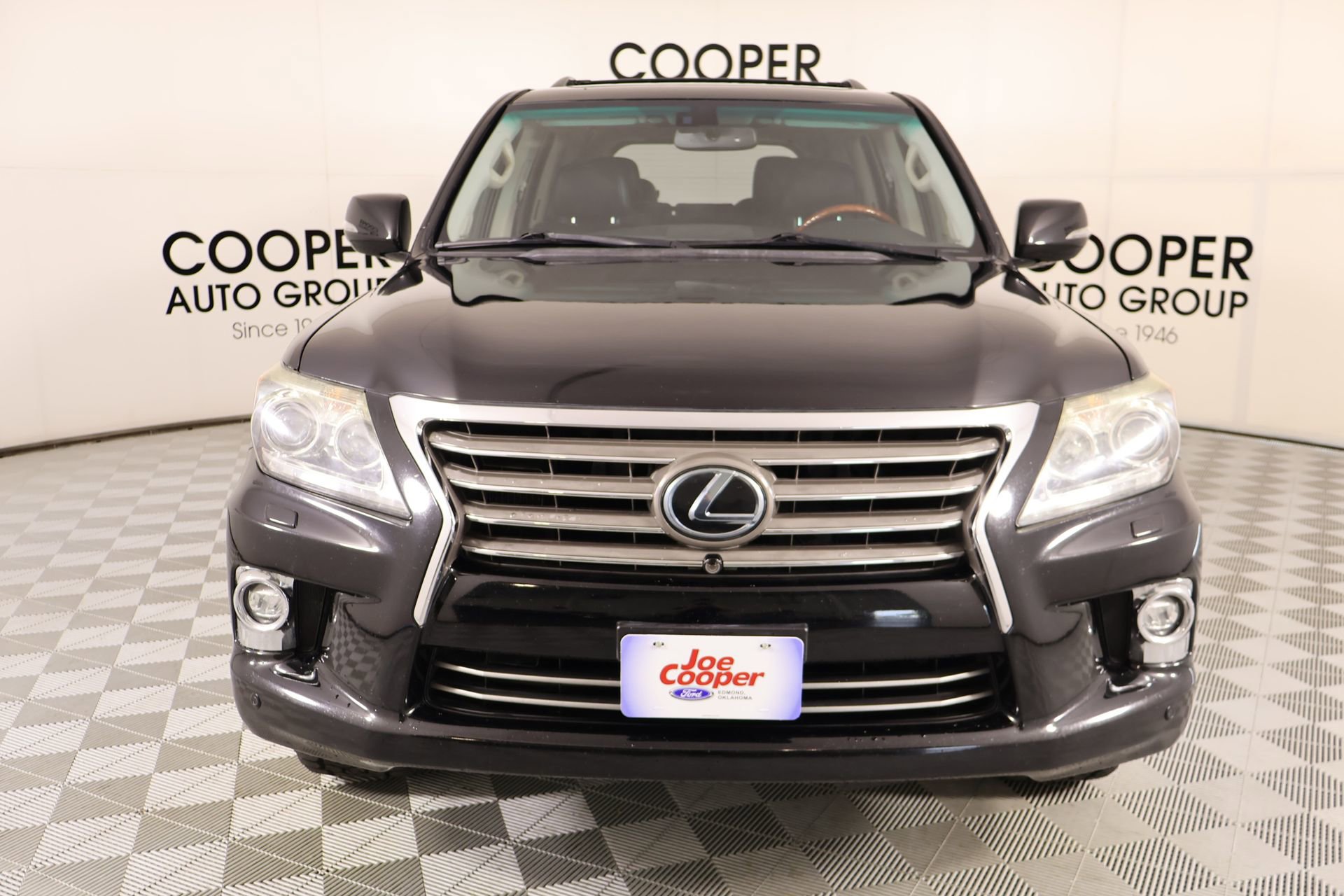 Used 2015 Lexus LX 570 4WD image 11