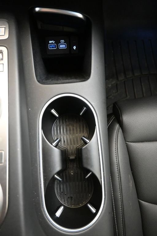 Used 2023 Genesis GV70 2.5T w/ Select Package image 35