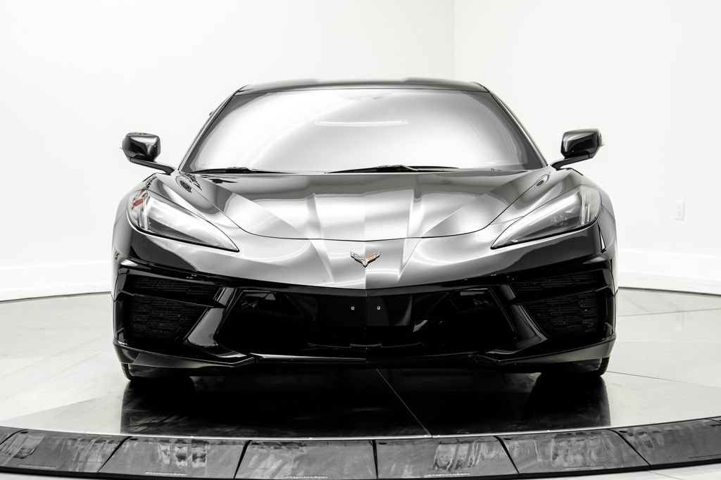 Used 2021 Chevrolet Corvette Stingray Premium Cpe w/ Engine Appearance Package RWD image 3