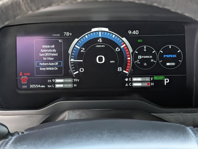 Used 2025 Toyota Sequoia SR5 AWD/4WD image 21