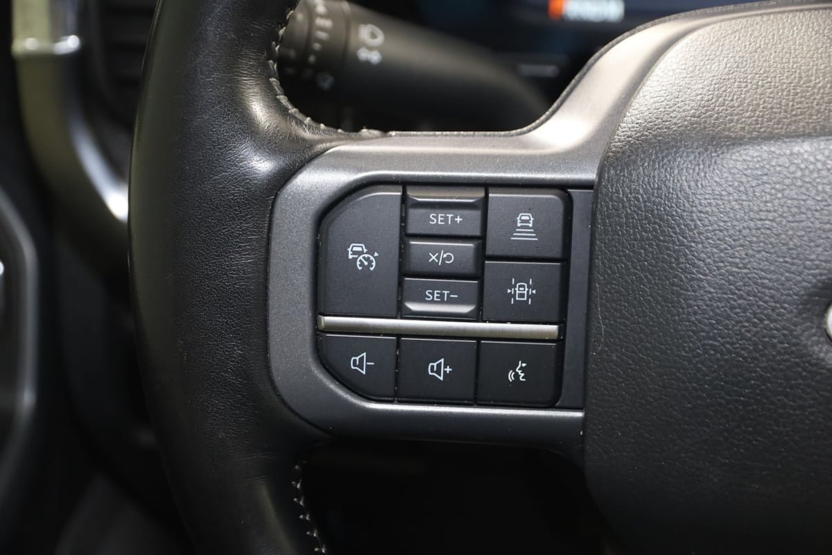 Used 2023 Ford F250 Lariat w/ Lariat Ultimate Package AWD/4WD image 35