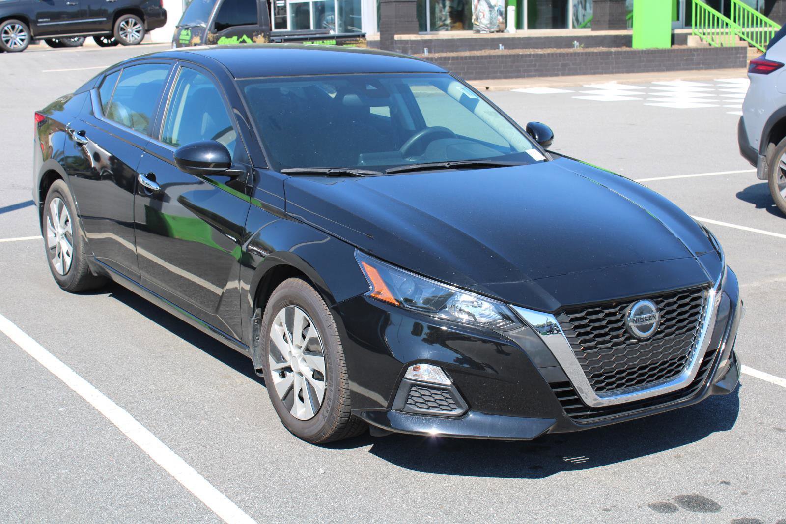 Used 2022 Nissan Altima 2.5 S image 3