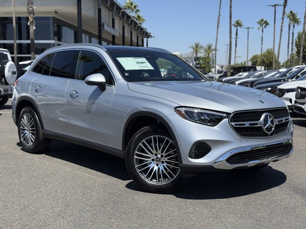 New 2026 Mercedes-Benz GLC 300