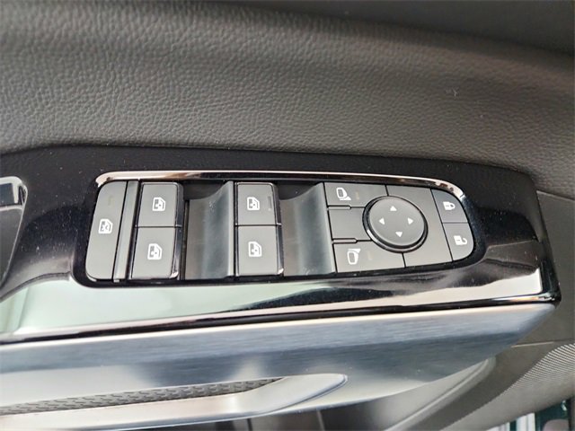 Used 2025 Nissan Pathfinder SL w/ SL Premium Package image 32