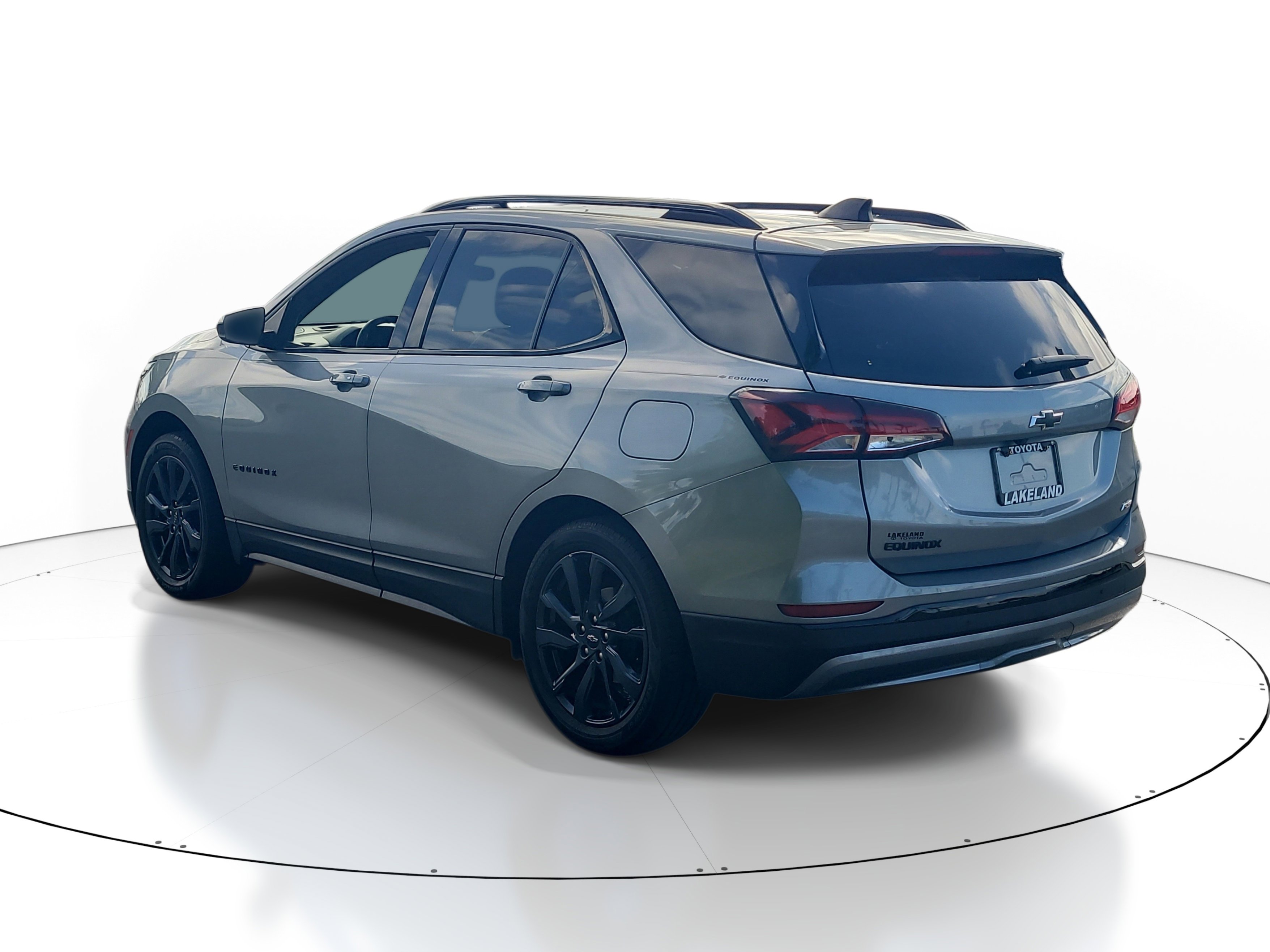Used 2024 Chevrolet Equinox RS FWD image 5