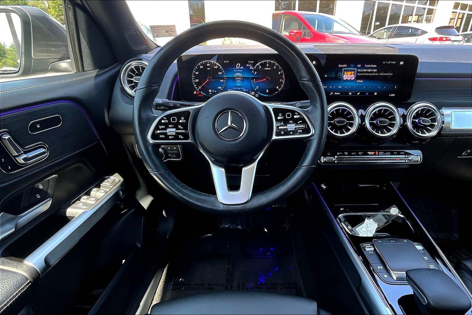 Used 2023 Mercedes-Benz GLB 250 4MATIC image 5