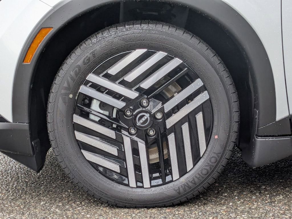 New 2026 Nissan Leaf SV+ w/ Floor Mat Package (SV+) FWD image 9