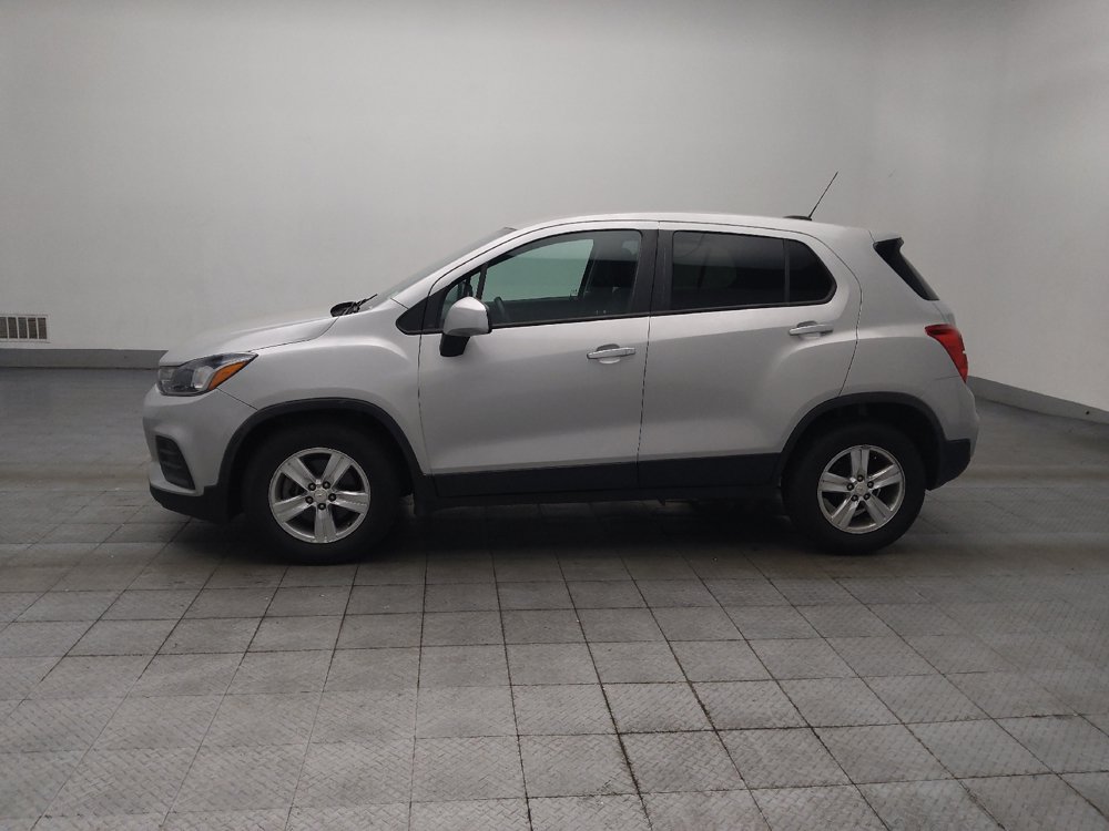 Used 2022 Chevrolet Trax LS w/ Tint and Cruise Package FWD image 2