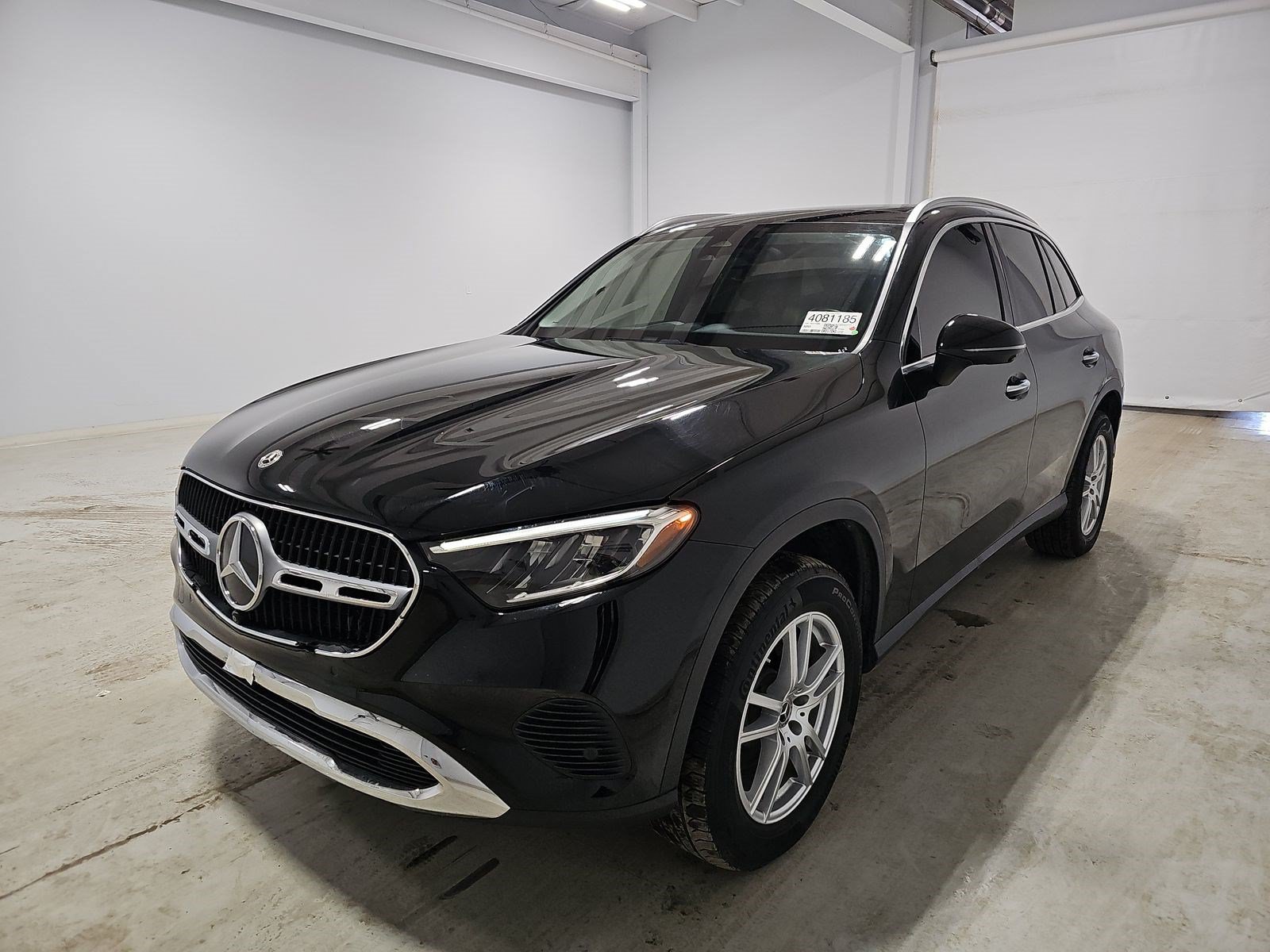 Used 2023 Mercedes-Benz GLC 300 4MATIC w/ Exclusive Trim Package image 2
