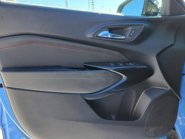 Used 2024 Chevrolet Trax RS image 14