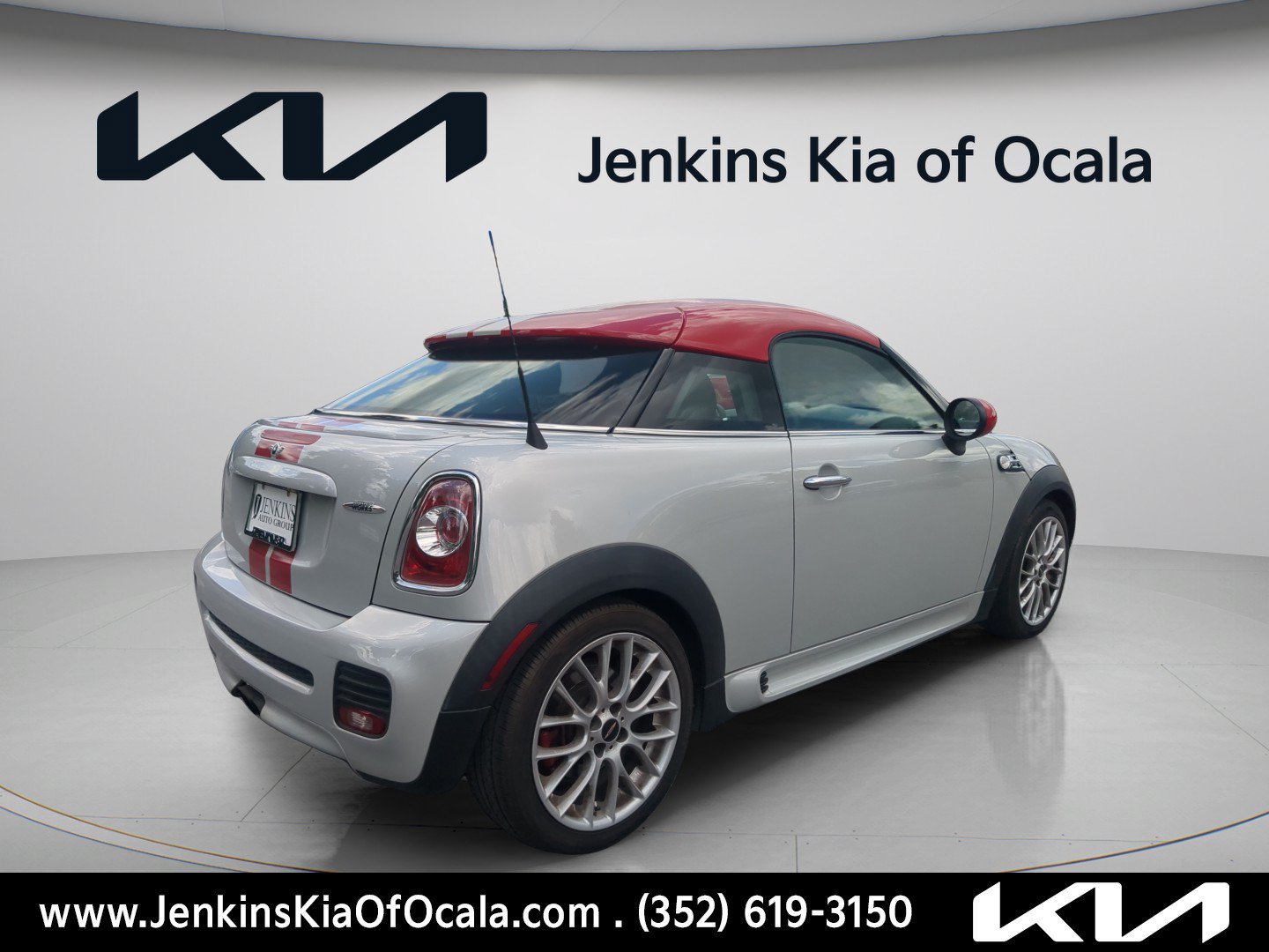 Used 2015 MINI Cooper Coupe John Cooper Works FWD image 4