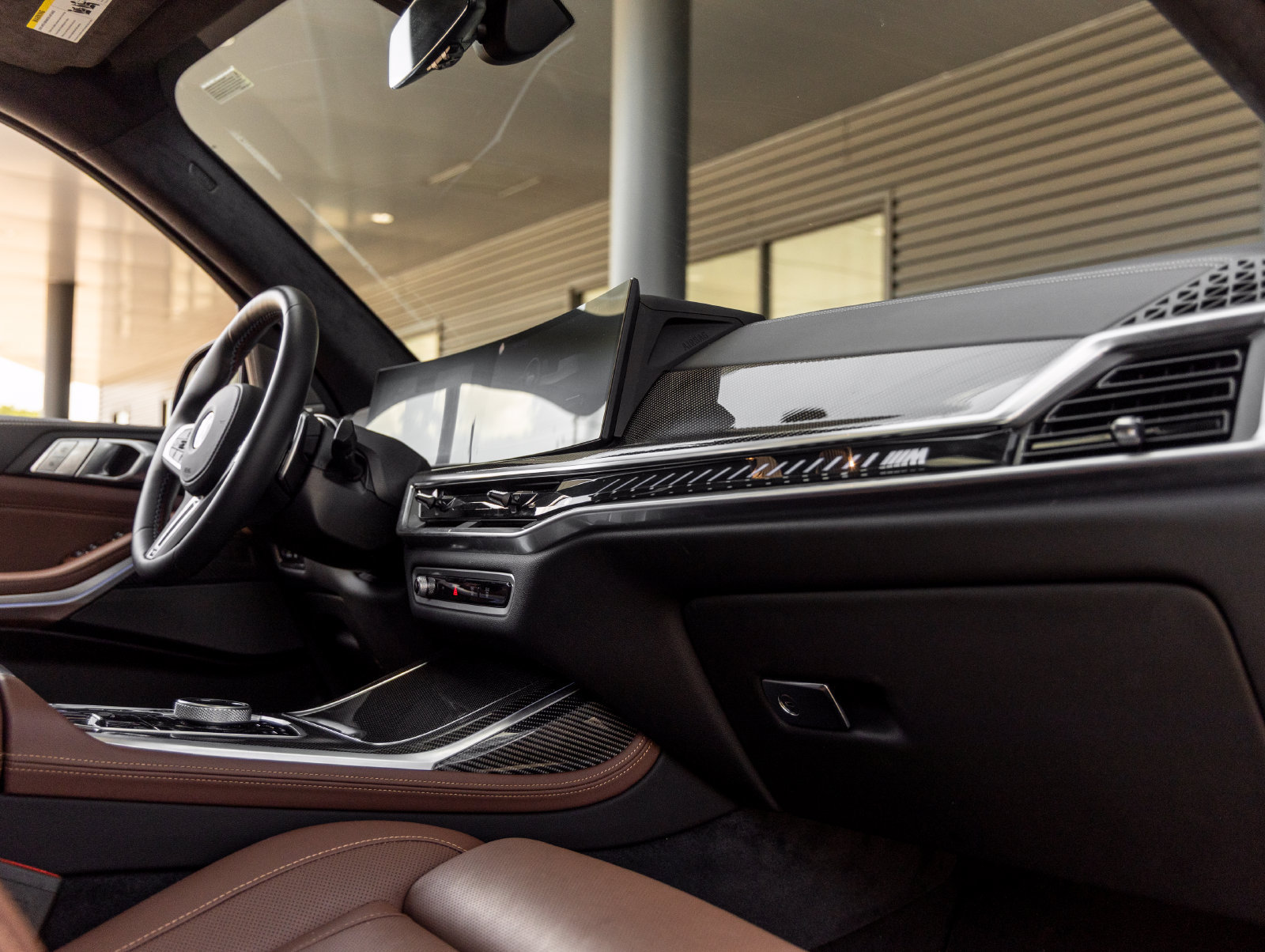 Used 2026 BMW X7 M60i AWD/4WD image 47