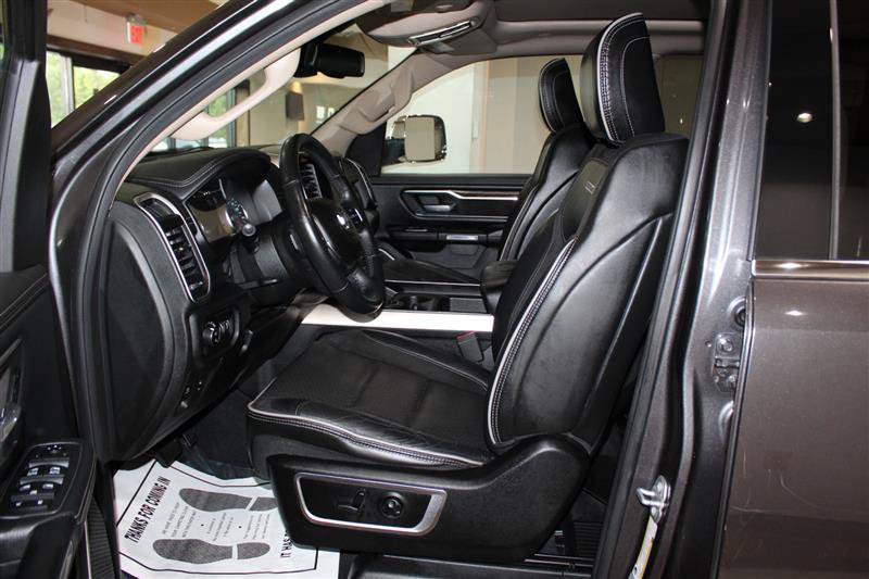 Used 2019 RAM 1500 Laramie AWD/4WD image 27