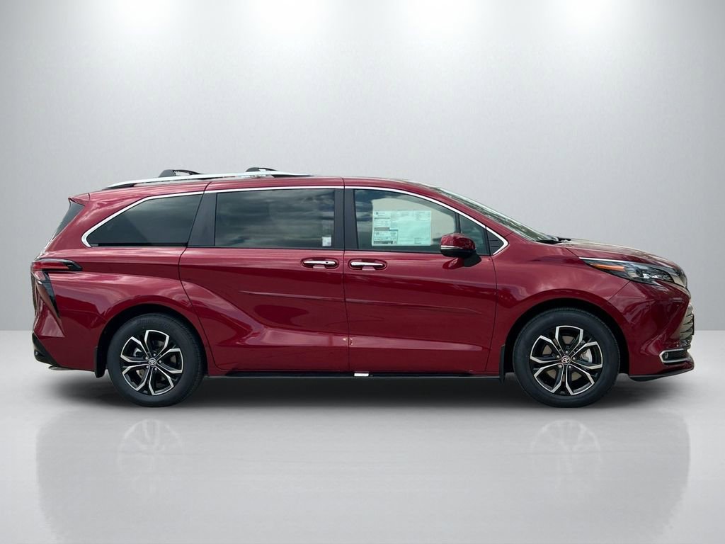New 2026 Toyota Sienna Platinum image 4